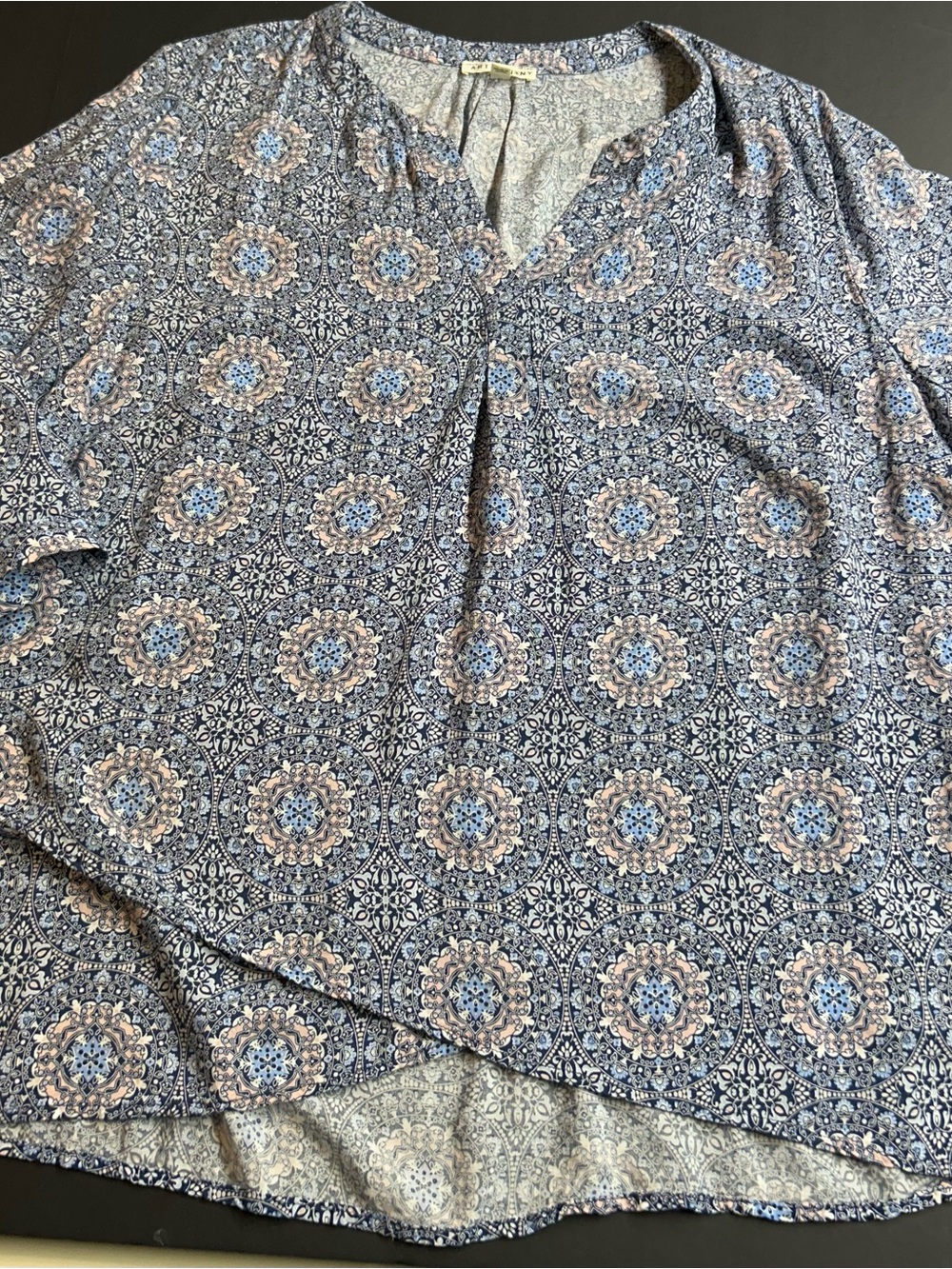 Artisan NY Blue and Cream Medallion Print Blouse